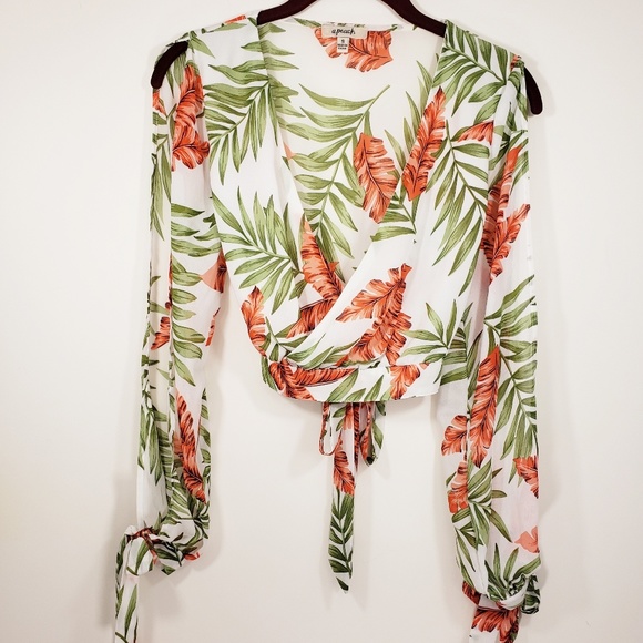 a.peach Other - (top & bottom) a.peach  size S - swimsuit cover